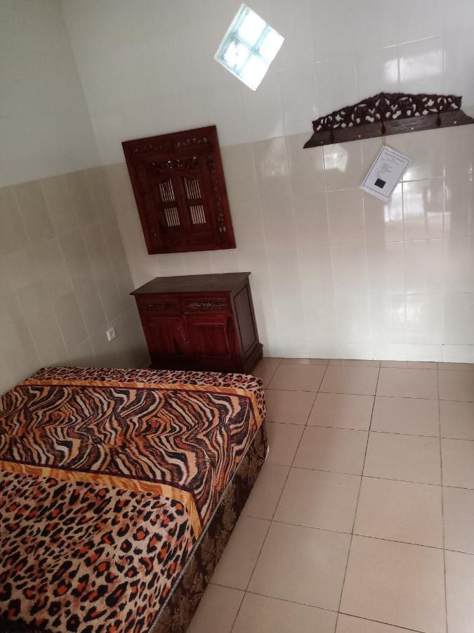 Cempaka 2 Homestay Legian  Ngoại thất bức ảnh